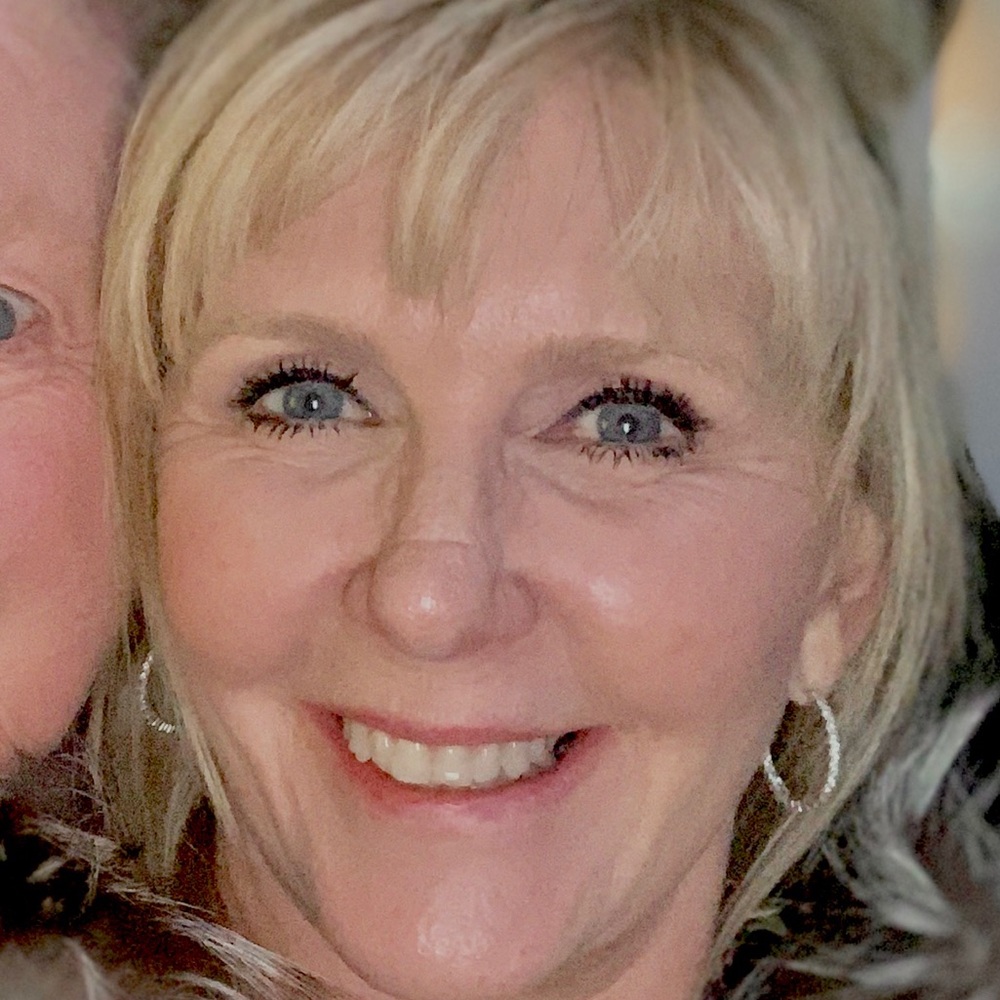 Meet your Posher, Iris